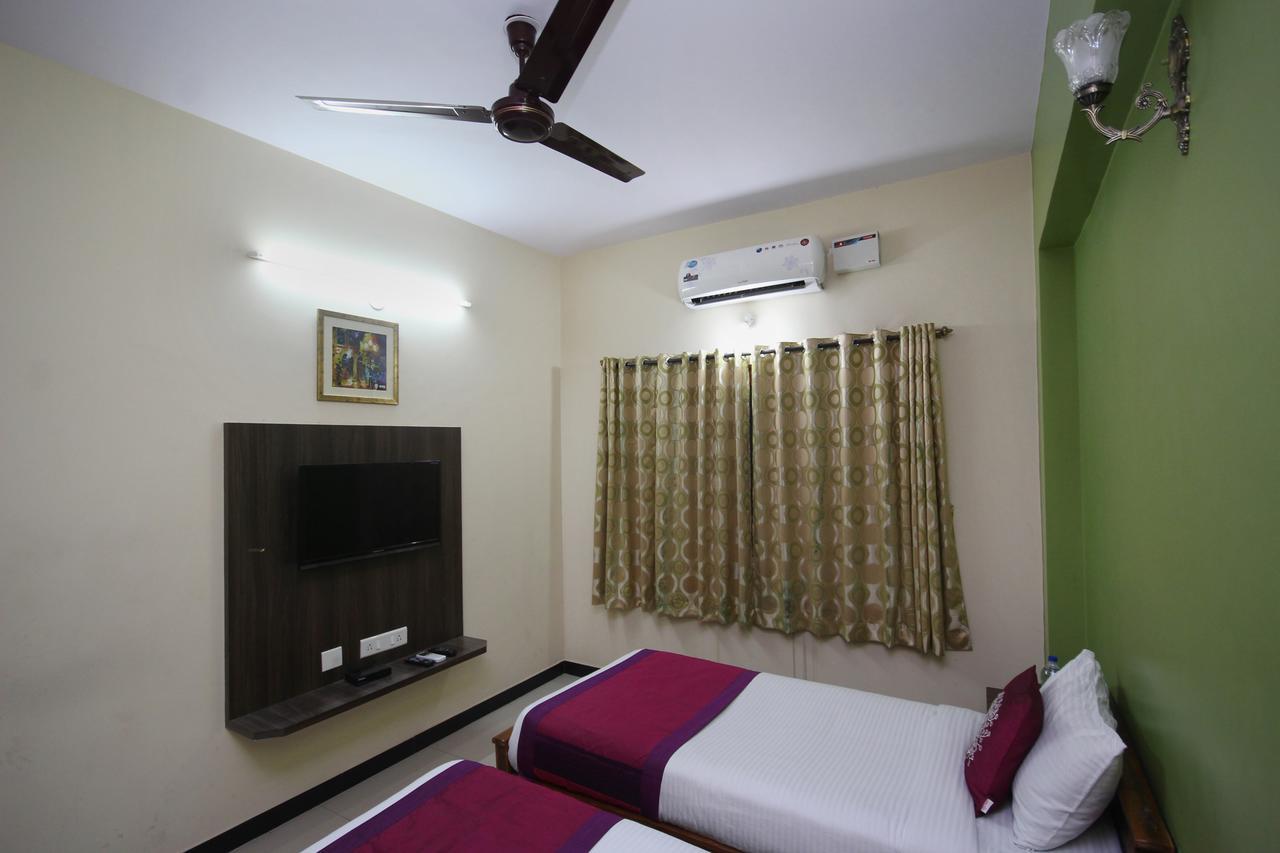 Oyo 2916 Apartment Queens Castle Bengaluru Kültér fotó